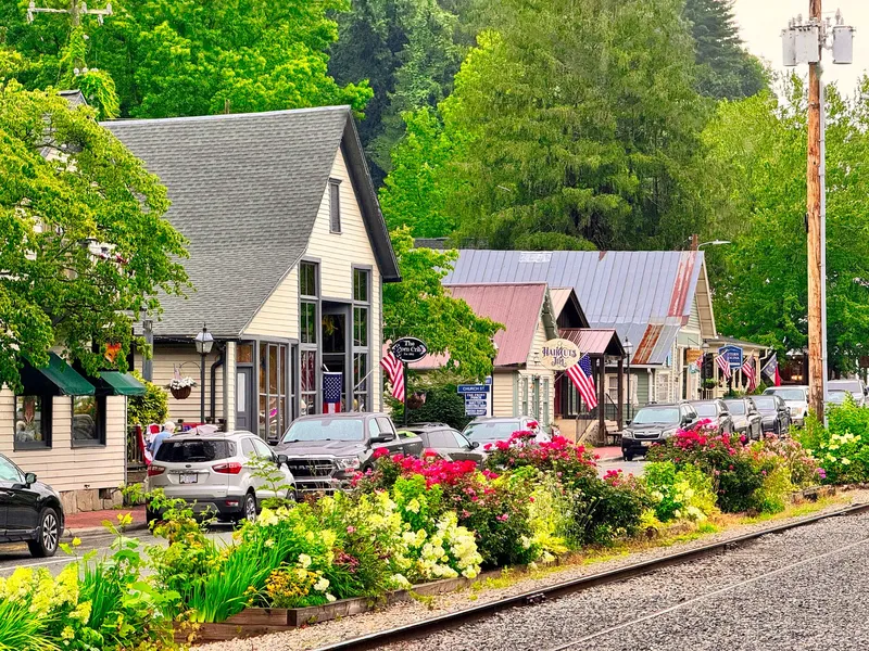 Dillsboro NC artisan village shops and flowers Jackson County Western North Carolina